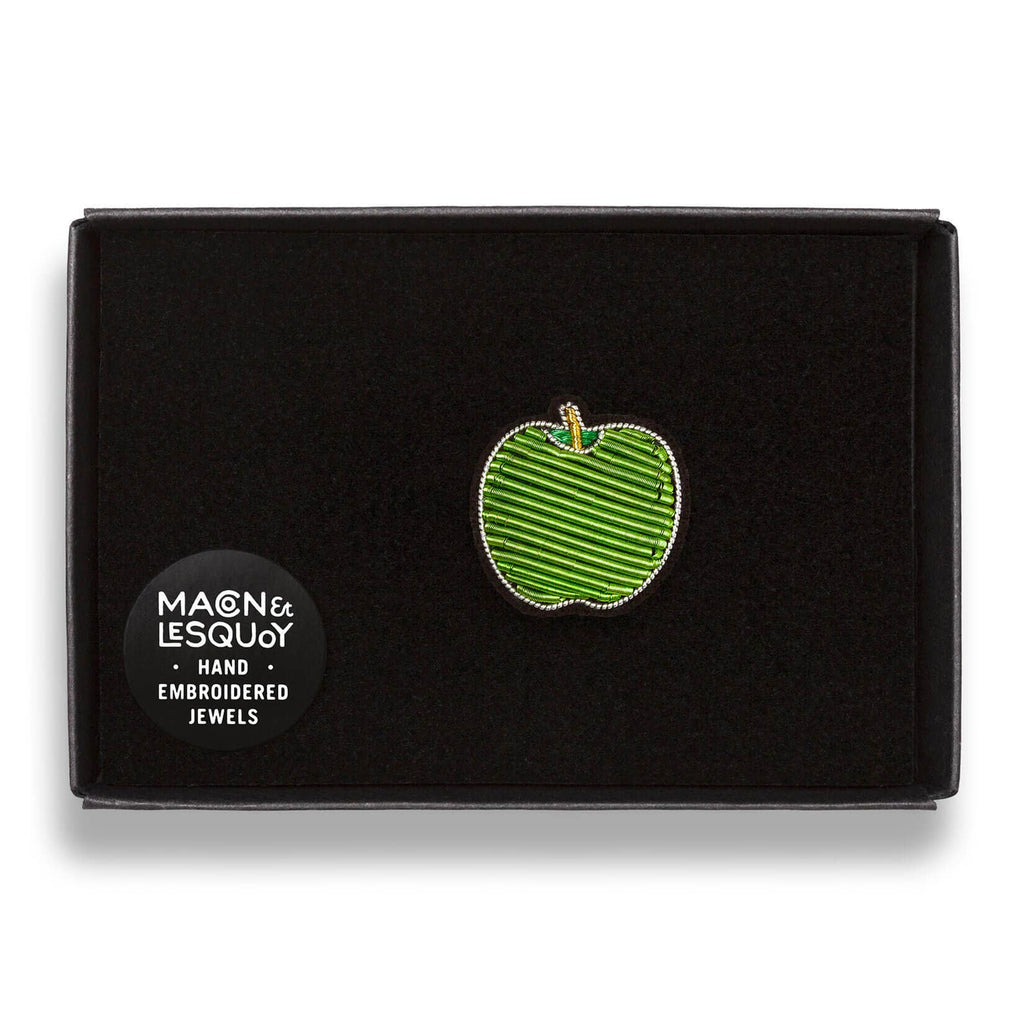 Macon & Lesquoy - Brooch - Apple