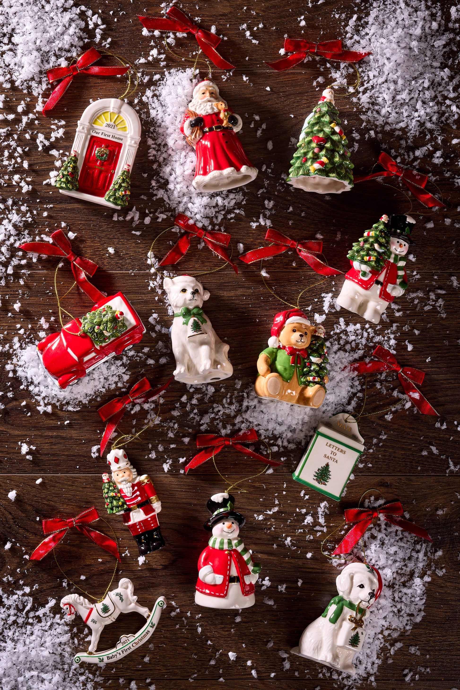 Portmeirion, Spode, Pimpernel, Wrendale Designs - Christmas Tree Letters to Santa Orn