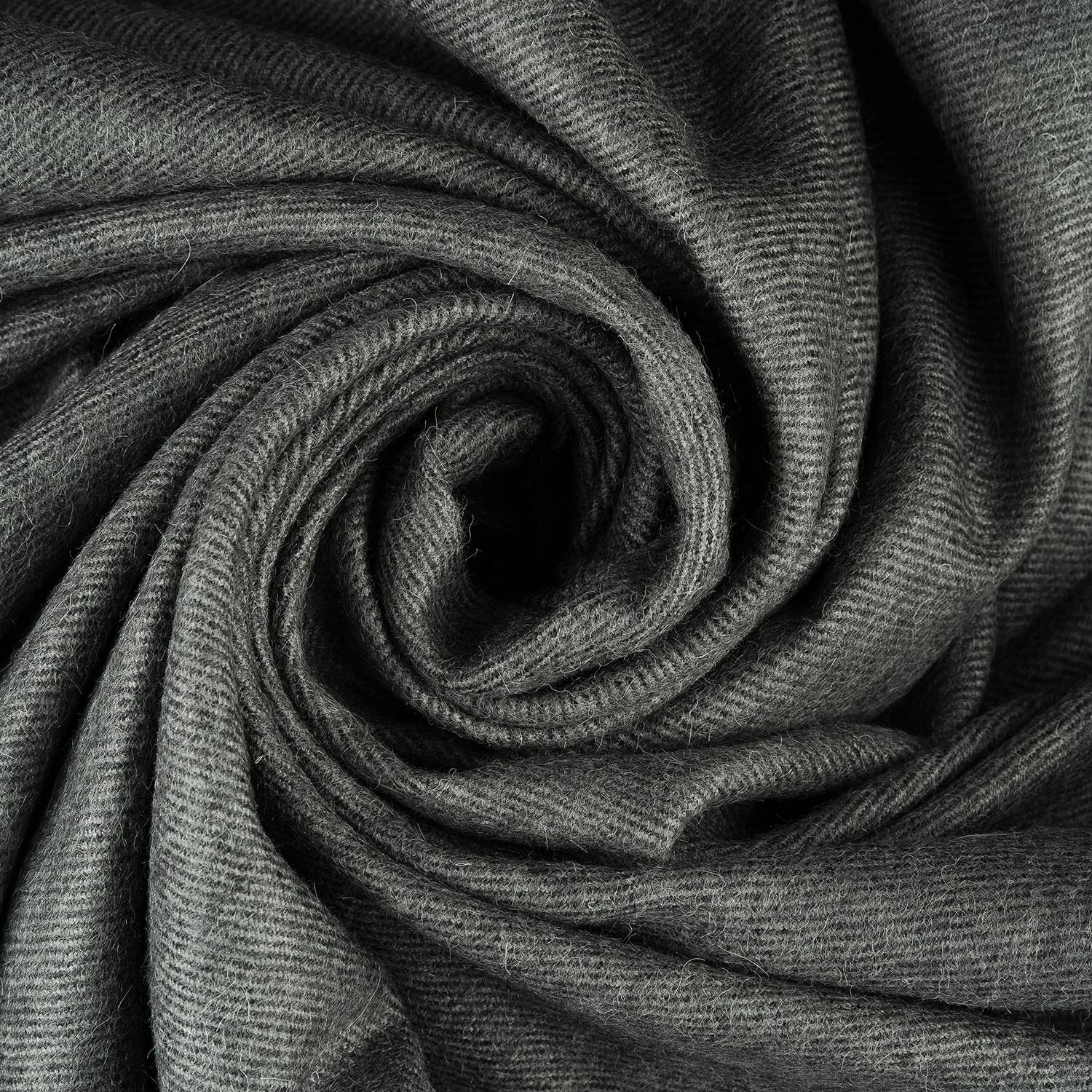 Shupaca Alpaca - 100% Baby Alpaca Throw - Carbon