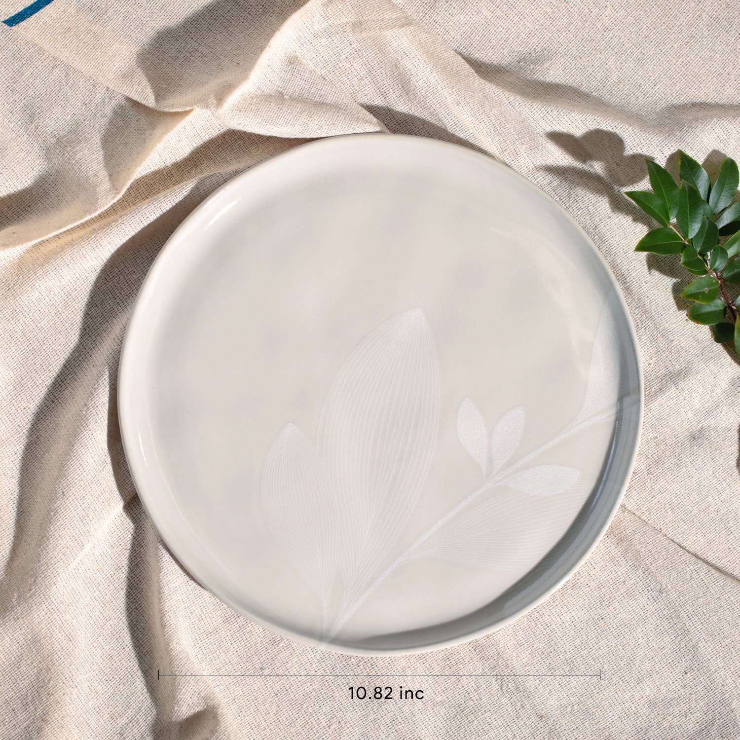 Porto Brasil - Bio Stoneware Açucena Dinner Plate, 10.8"
