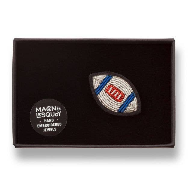 Macon & Lesquoy - Brooch - US Ball