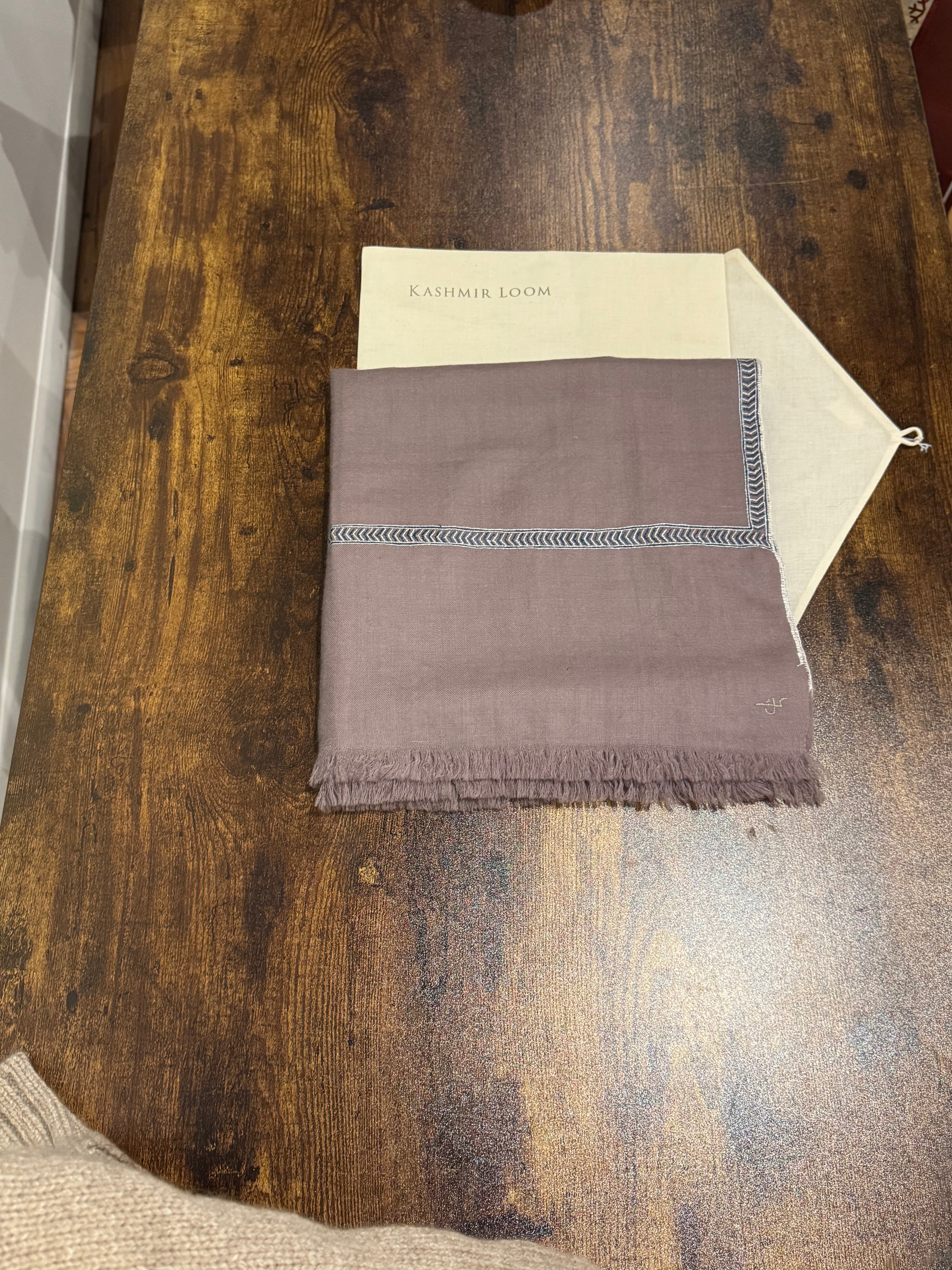 Kashmir Loom - cashmere scarf – Artisanal Cornucopia