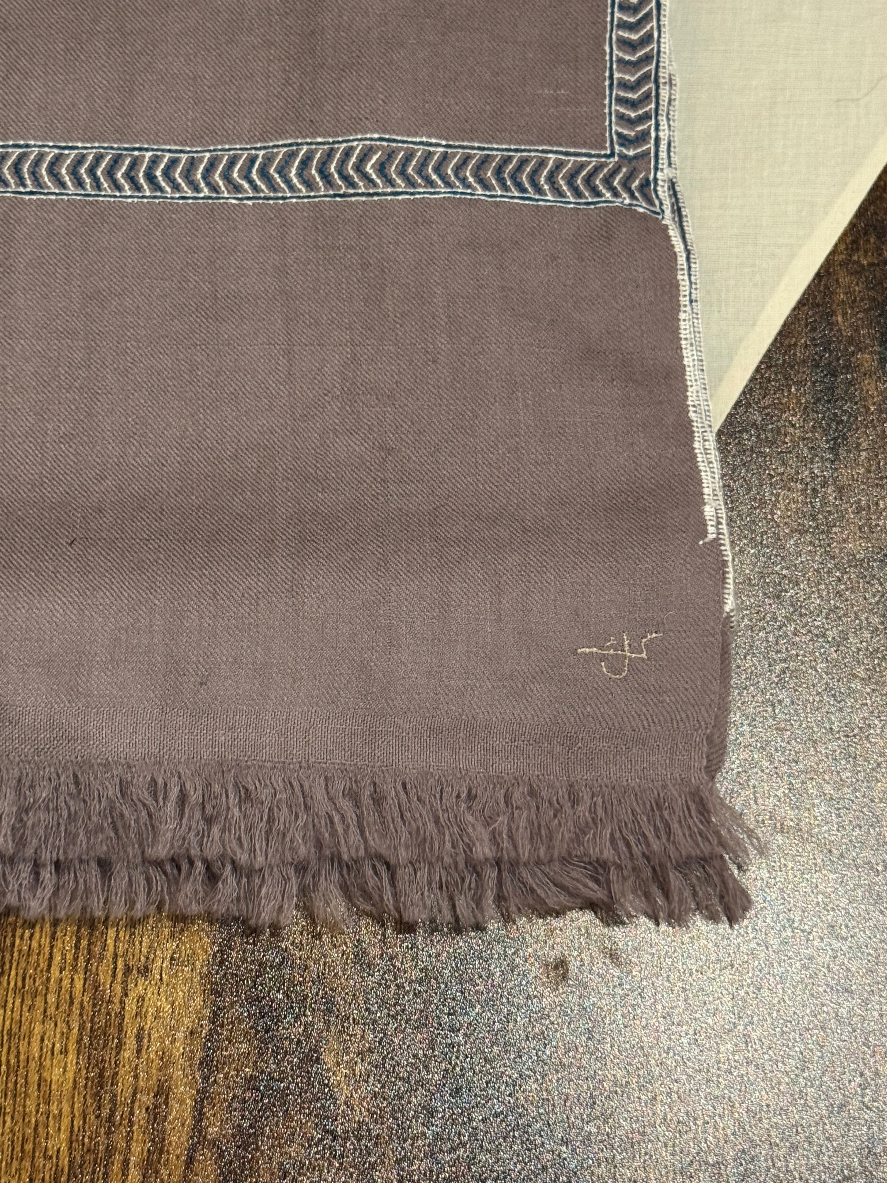 Kashmir Loom - cashmere scarf – Artisanal Cornucopia