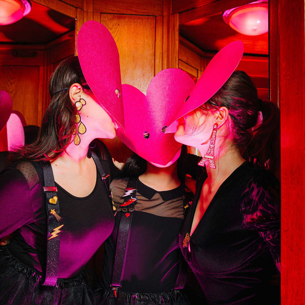 Macon & Lesquoy - Earrings - Champagne Fountain