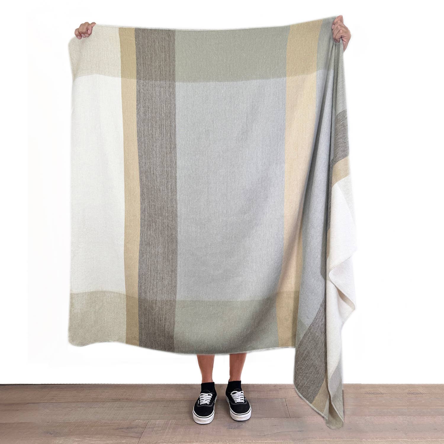 Shupaca Alpaca - NEW! Alpaca Throw Blanket - Salt Flat