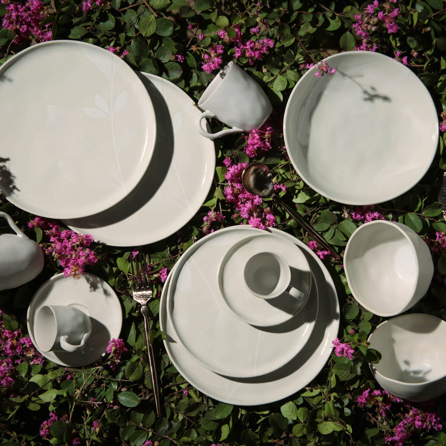 Porto Brasil - Bio Stoneware Açucena Dinner Plate, 10.8"