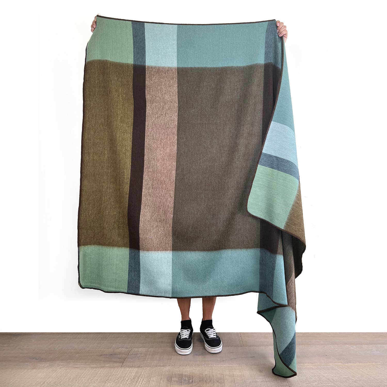 Shupaca Alpaca - Alpaca Throw Blanket - Mosswood